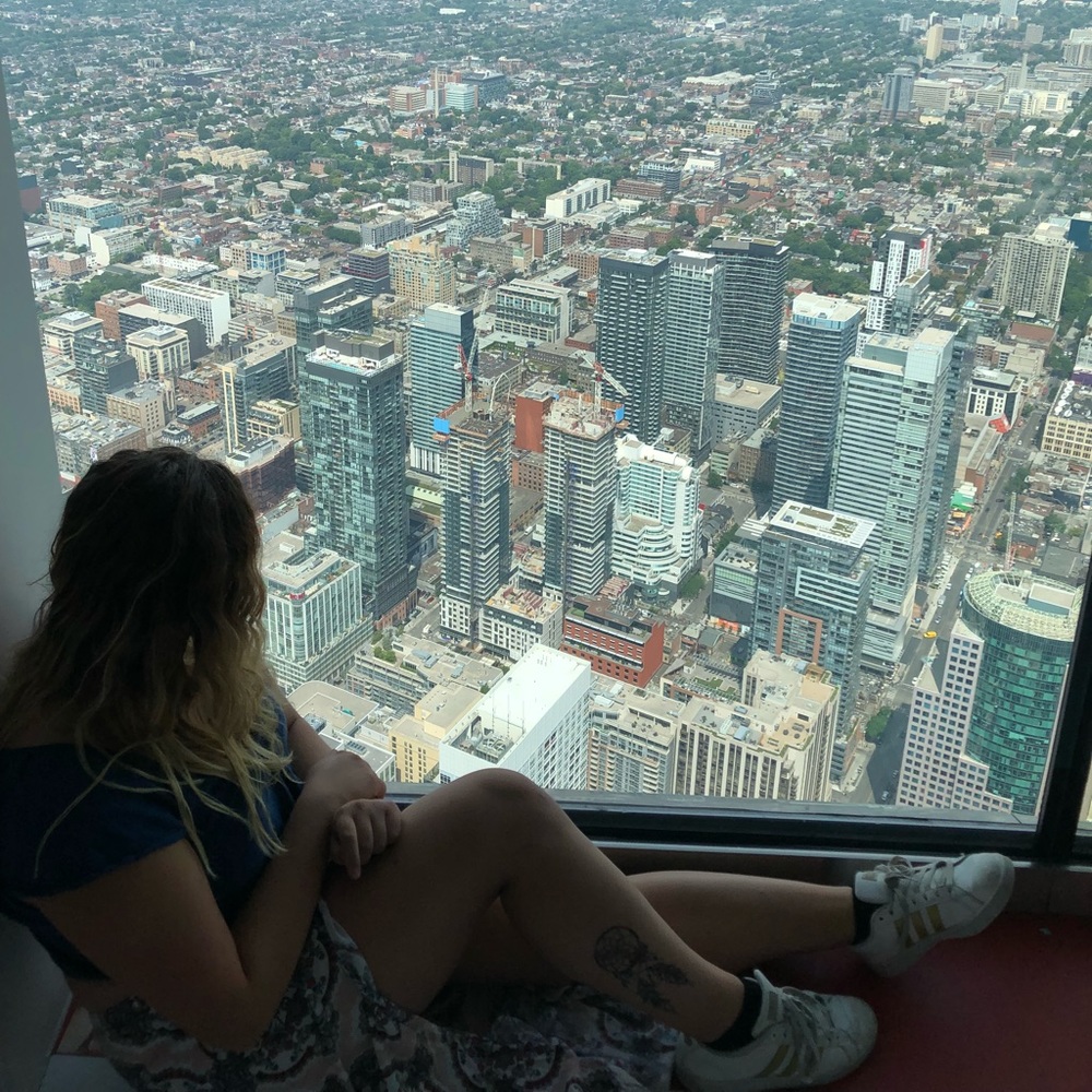 Meet your Posher, Gillian